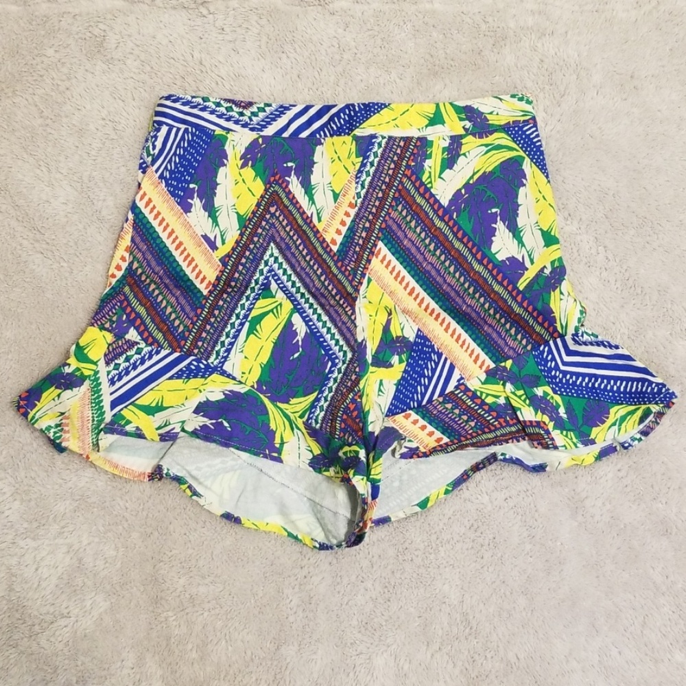 Vestique Shorts